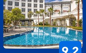 Silk Path Grand Hue Hotel